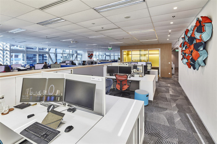 跨國律師事務所敞開辦公區布置圖