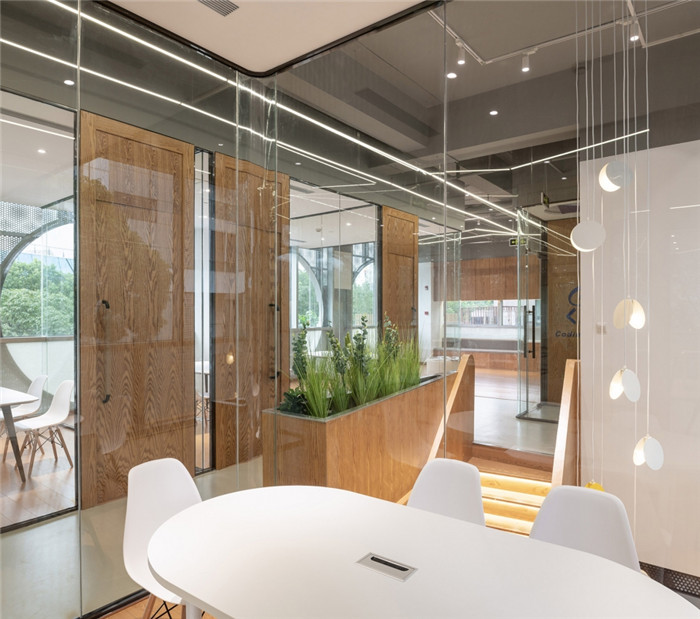 以編程、機器人培訓為特色的數(shù)碼學院教育機構(gòu)裝修設(shè)計圖 以編程、機器人培訓為特色的數(shù)碼學院教育機構(gòu)裝修設(shè)計圖