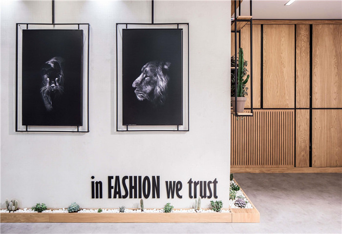 時裝公司辦公室墻面裝飾設計方案