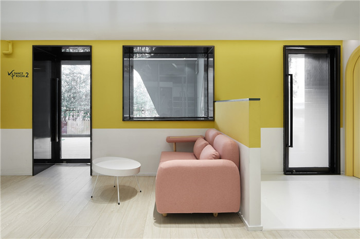 別具一格的BodyLab專業舞蹈教育機構裝修設計案例 別具一格的BodyLab專業舞蹈教育機構裝修設計案例