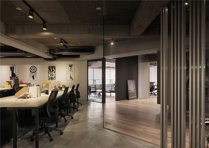 鄭州網絡營銷公司辦公室裝修實景圖