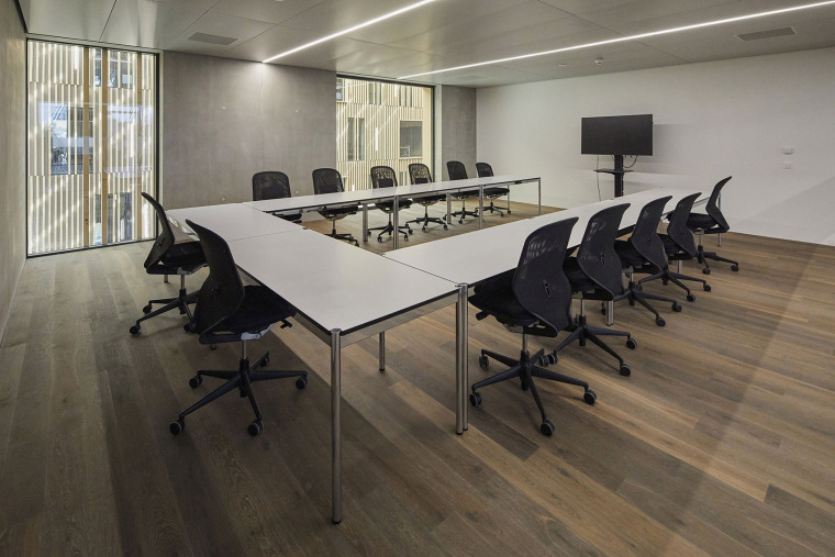 Scott Sports總部辦公樓會議室裝修設(shè)計(jì)方案