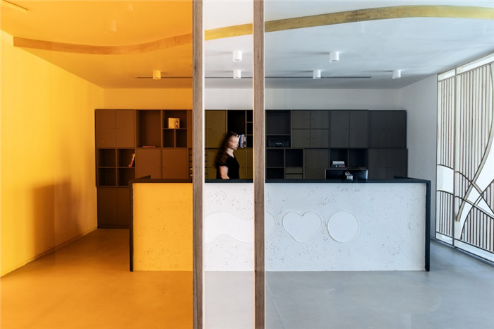 擁有嬌柔氣質的高科技公司總部辦公室裝修設計方案