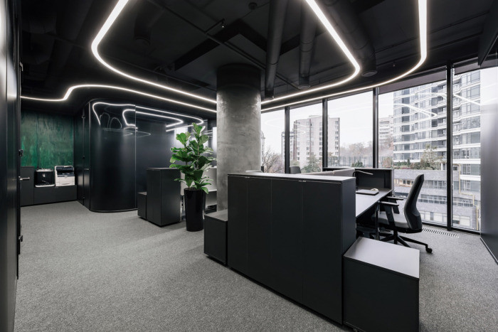 酷黑風格創意辦公室敞開辦公區設計方案