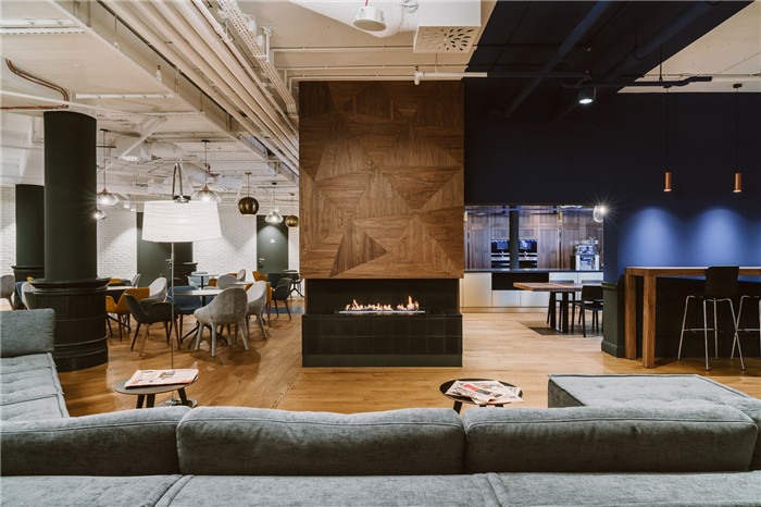 超大公共空間  時尚優雅的現代風IT公司辦公室裝修實景圖