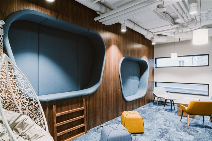 超大公共空間  時尚優雅的現代風IT公司辦公室裝修實景圖