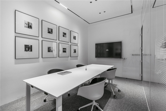 極簡風格會議室裝修設計實景圖