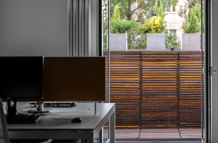 烏克蘭極簡黑白灰辦公室裝修設計案例賞析 烏克蘭極簡黑白灰辦公室裝修設計案例賞析