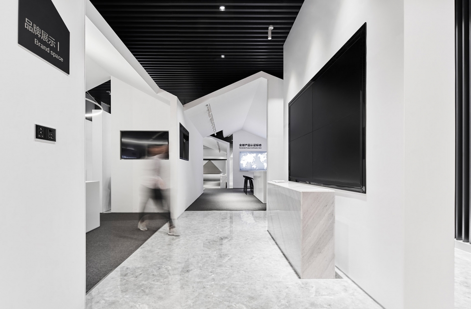 高科技服務(wù)企業(yè)展廳裝修設(shè)計(jì)全景