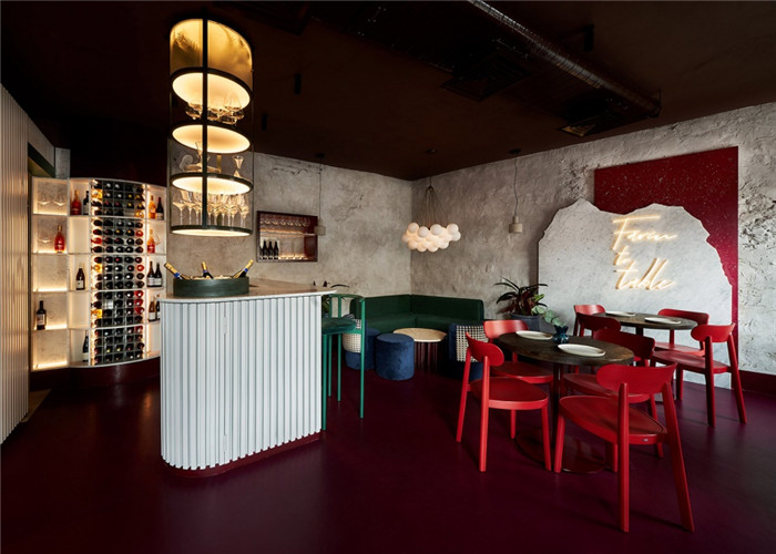 莫斯科工業懷舊風Commons餐廳酒吧裝修設計案例