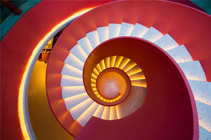 PACO 匯融合餐廳旋轉樓梯設計圖