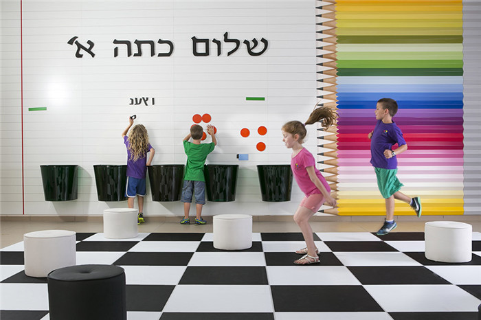 國外高端兒童芭蕾舞蹈幼兒園大廳裝修設(shè)計效果圖 國外高端兒童芭蕾舞蹈幼兒園大廳裝修設(shè)計效果圖