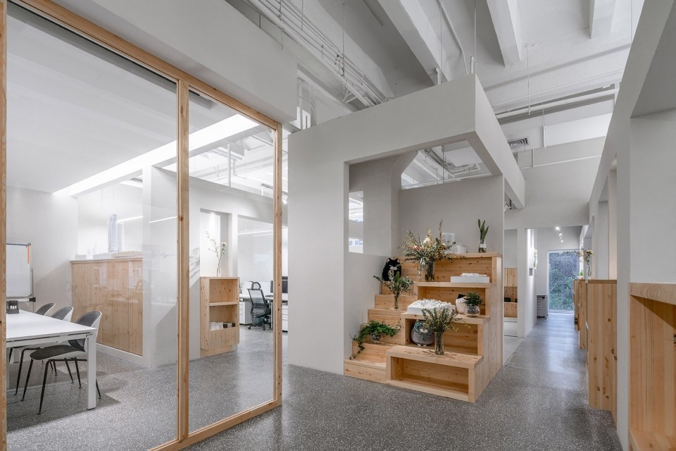 建筑設(shè)計有限公司小而美的辦公室裝修實(shí)景圖