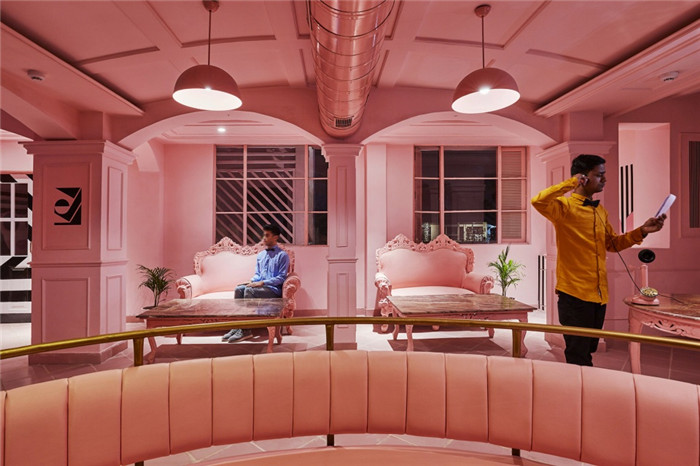怪誕美學  印度粉紅斑馬特色藝術主題餐廳裝修設計方案 怪誕美學  印度粉紅斑馬特色藝術主題餐廳裝修設計方案