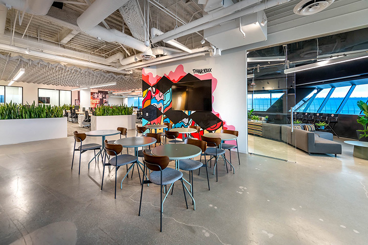 展現多元工作文化的國外廣告策劃公司辦公室裝修設計 展現多元工作文化的國外廣告策劃公司辦公室裝修設計