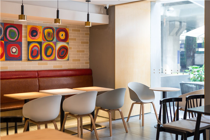 打破傳統中餐廳設計印象  現代工業風川菜館裝修設計