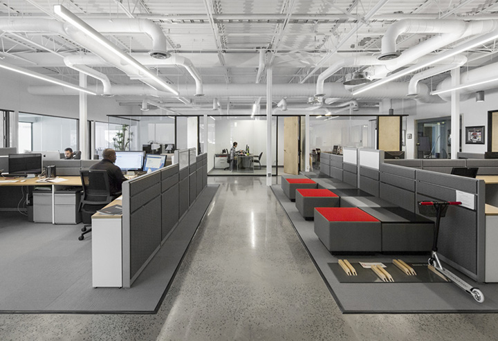 國外軟件公司工業廠房改造辦公樓裝修設計案例  國外軟件公司工業廠房改造辦公樓裝修設計案例