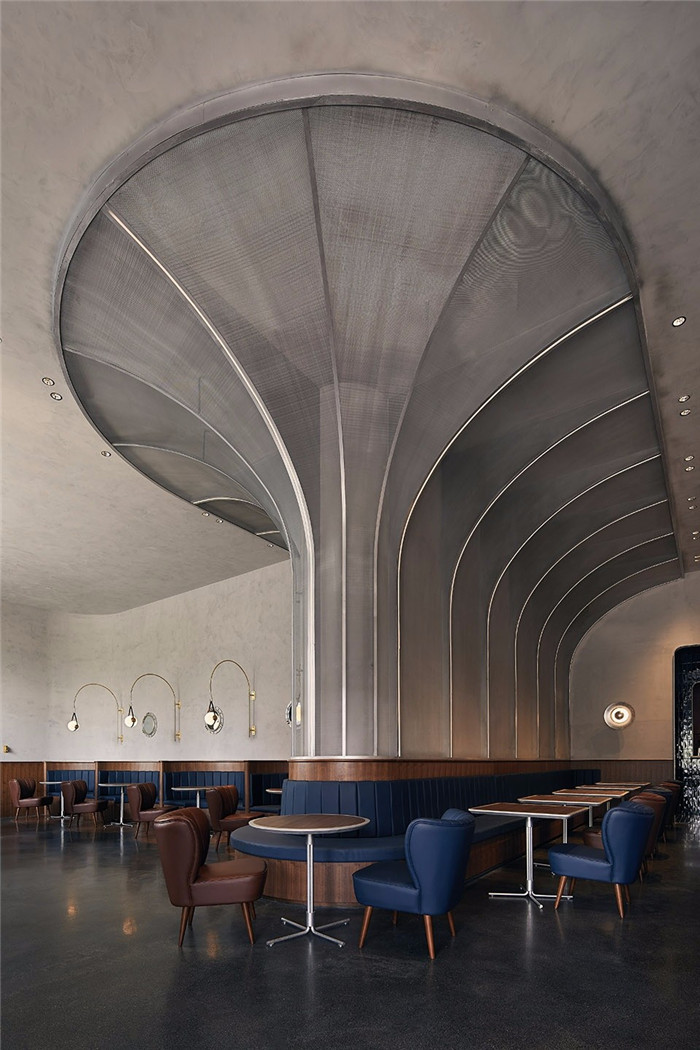 鄭州宏鈺堂分享西餐酒吧混合業態餐廳裝修設計案例