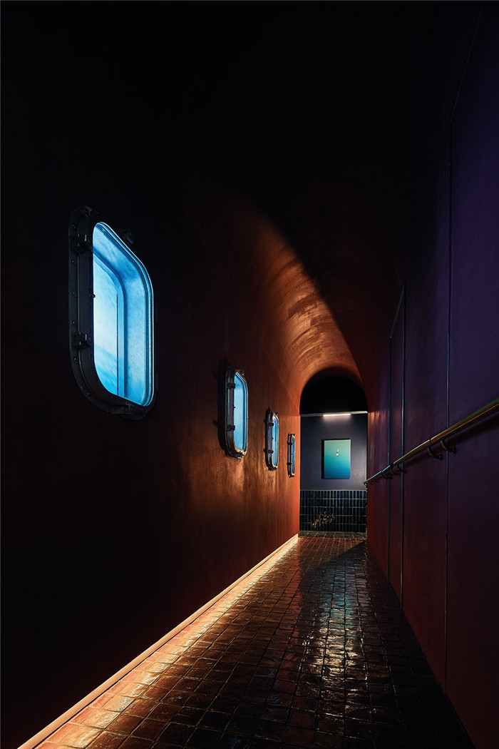 鄭州宏鈺堂分享西餐酒吧混合業態餐廳裝修設計案例