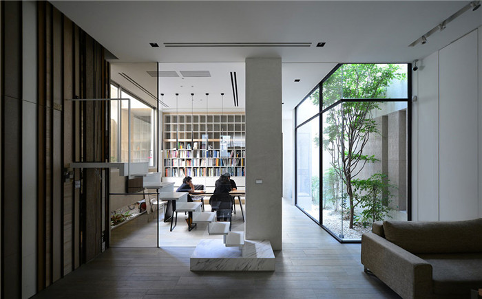 鄭州宏鈺堂推薦自然清新的LOFT復(fù)式辦公室裝修案例 鄭州宏鈺堂推薦自然清新的LOFT復(fù)式辦公室裝修案例