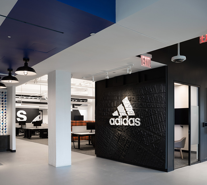 老廠房改辦公  Adidas紐約辦公樓展廳裝修設計方案 老廠房改辦公  Adidas紐約辦公樓展廳裝修設計方案