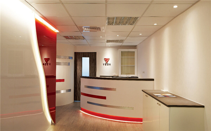 鄭州宏鈺堂分享簡(jiǎn)約科技感小型辦公室改造裝修實(shí)景圖 鄭州宏鈺堂分享簡(jiǎn)約科技感小型辦公室改造裝修實(shí)景圖