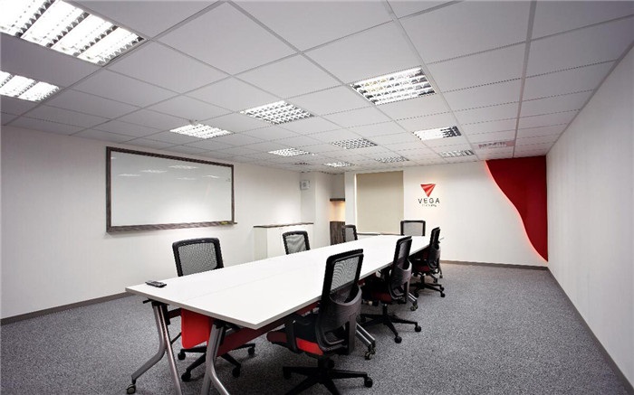 鄭州宏鈺堂分享簡(jiǎn)約科技感小型辦公室會(huì)議室改造裝修案例 鄭州宏鈺堂分享簡(jiǎn)約科技感小型辦公室會(huì)議室改造裝修案例