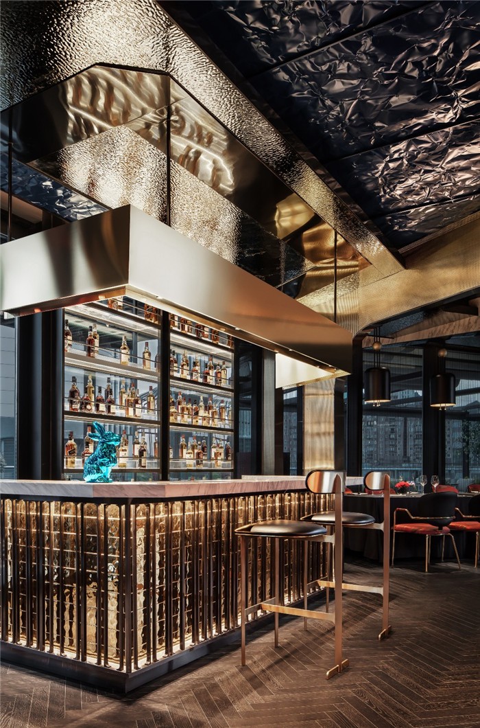 鄭州專業餐飲裝修公司推薦鼎琪高端鐵板燒餐廳吧臺設計方案 鄭州專業餐飲裝修公司推薦鼎琪高端鐵板燒餐廳吧臺設計方案