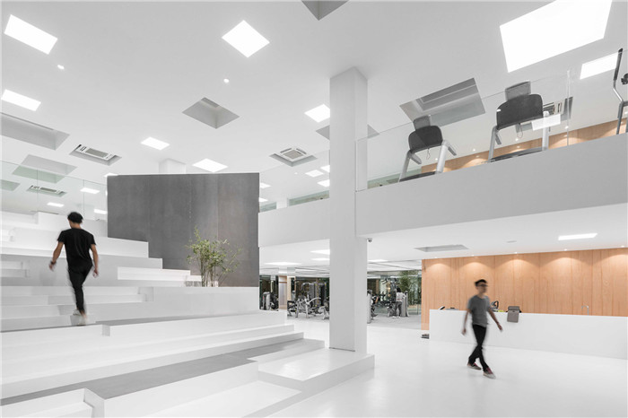 鄭州裝修公司推薦現(xiàn)代通透廠房辦公樓改造設(shè)計方案 鄭州裝修公司推薦現(xiàn)代通透廠房辦公樓改造設(shè)計方案