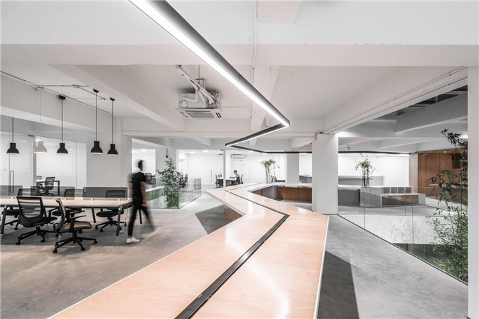 鄭州裝修公司推薦現(xiàn)代通透廠房辦公樓辦公區(qū)改造設(shè)計方案 鄭州裝修公司推薦現(xiàn)代通透廠房辦公樓辦公區(qū)改造設(shè)計方案