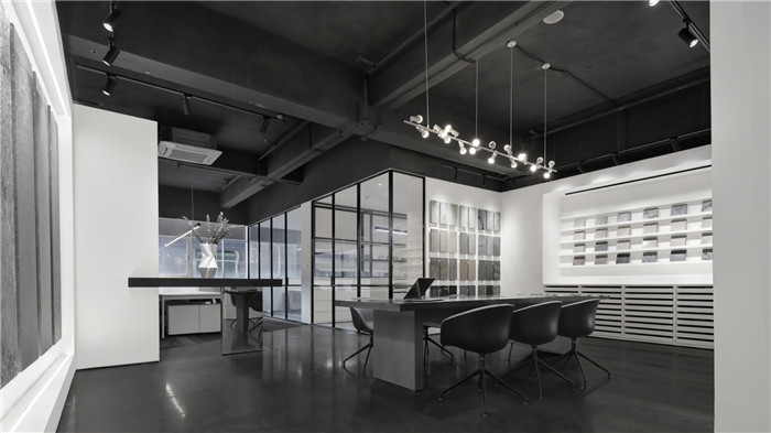 黑白灰構造極簡藝術風駿美石材展廳裝修設計實景圖