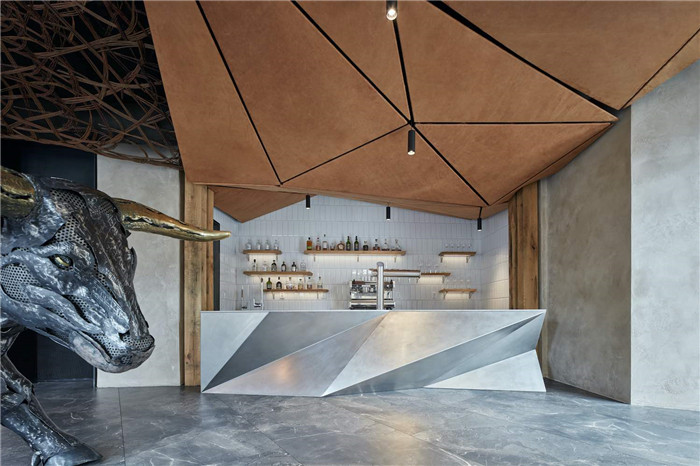 以原生態自然為主題的STK牛排餐廳吧臺裝修設計案例