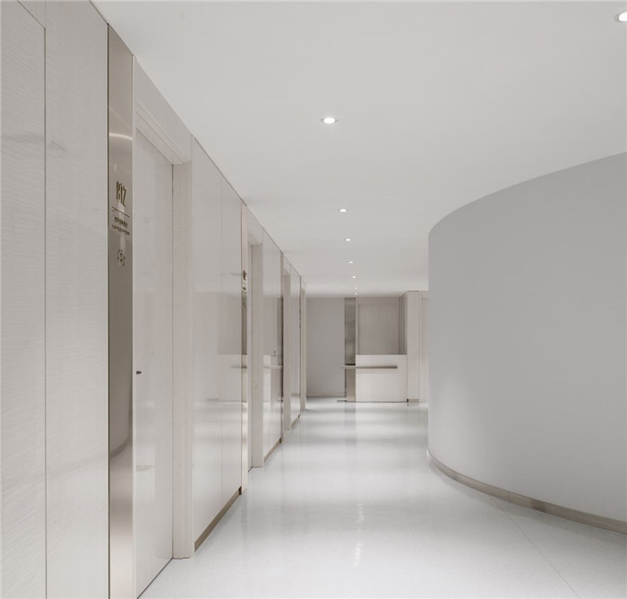 醫美藝術   北京塑研醫美整形機構手術層走廊裝修設計實景圖 醫美藝術   北京塑研醫美整形機構手術層走廊裝修設計實景圖
