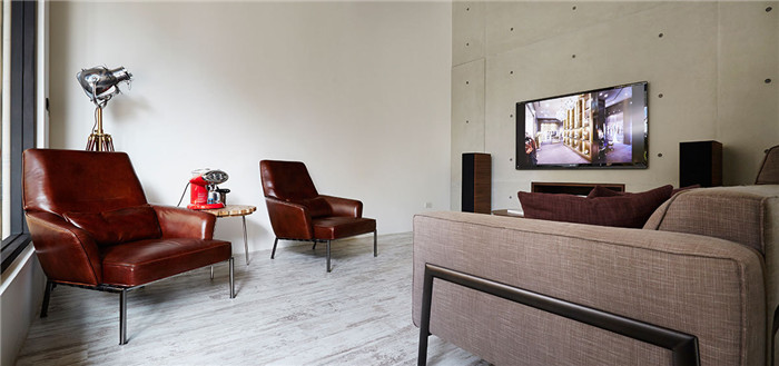 100平LOFT極簡風辦公室裝修改造洽談區設計案例