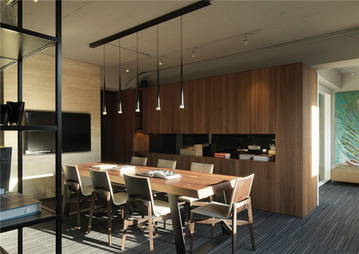 鄭州200平休閑工業風辦公室會議室裝修設計方案實景圖 鄭州200平休閑工業風辦公室會議室裝修設計方案實景圖