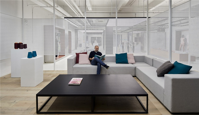 宏鈺堂展廳裝修公司推薦圣東尼紡織材料展廳洽談區裝修設計方案 宏鈺堂展廳裝修公司推薦圣東尼紡織材料展廳洽談區裝修設計方案