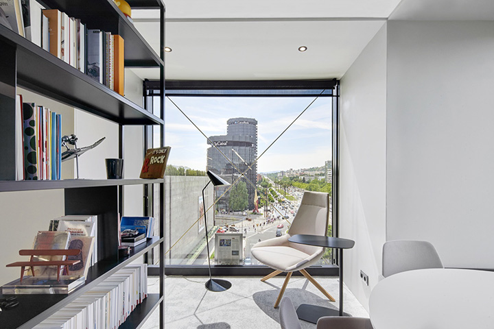 配色很驚艷的金融公司經理辦公室裝修設計方案 配色很驚艷的金融公司經理辦公室裝修設計方案