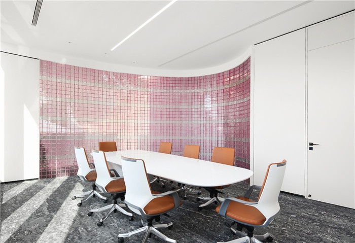 知名進口汽車集團總部辦公樓&展廳裝修設計實景圖 知名進口汽車集團總部辦公樓&展廳裝修設計實景圖