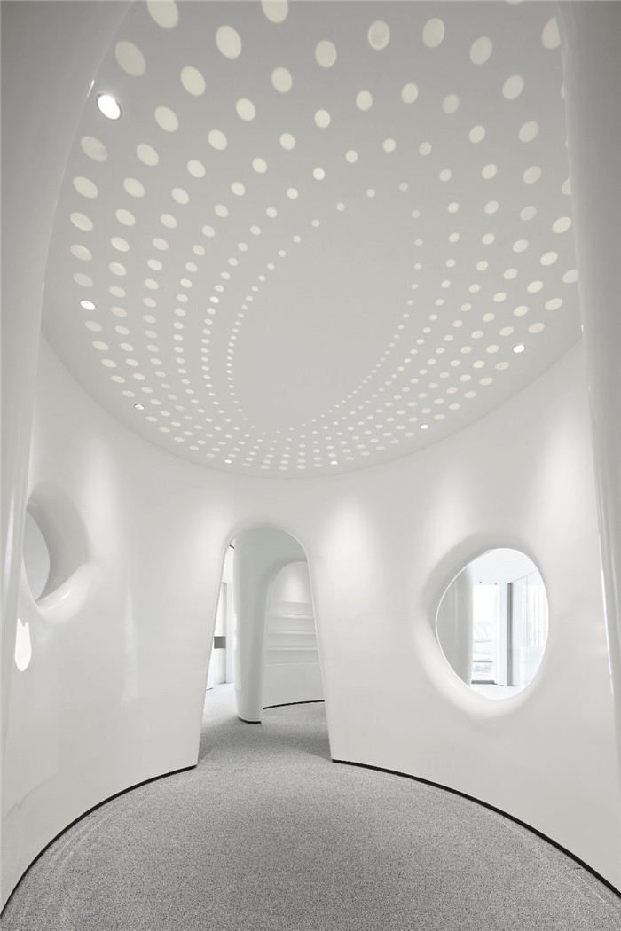 知名進口汽車集團總部辦公樓&展廳裝修設計實景圖 知名進口汽車集團總部辦公樓&展廳裝修設計實景圖