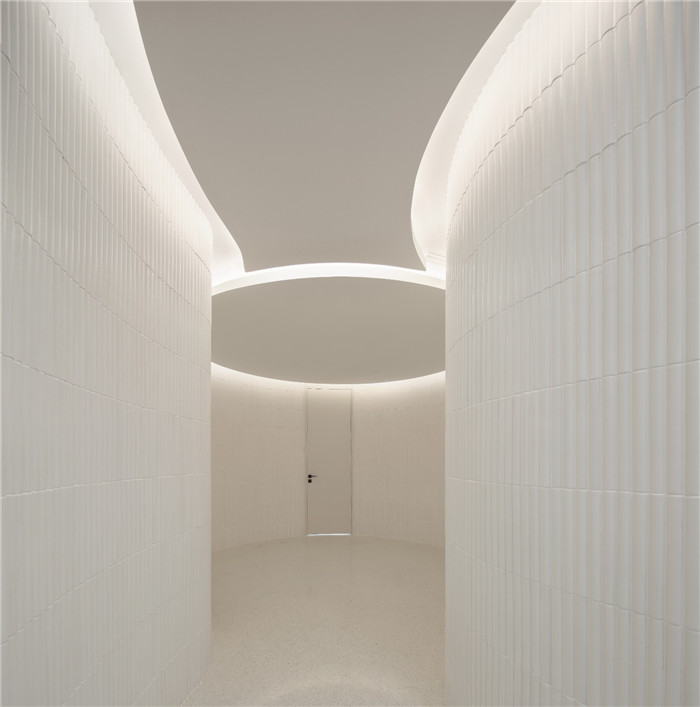 知名進口汽車集團總部辦公樓&展廳裝修設計實景圖 知名進口汽車集團總部辦公樓&展廳裝修設計實景圖