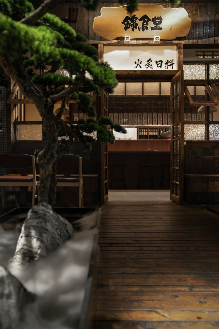 專業日料設計裝修公司推薦鄭州版深夜食堂裝修案例 專業日料設計裝修公司推薦鄭州版深夜食堂裝修案例