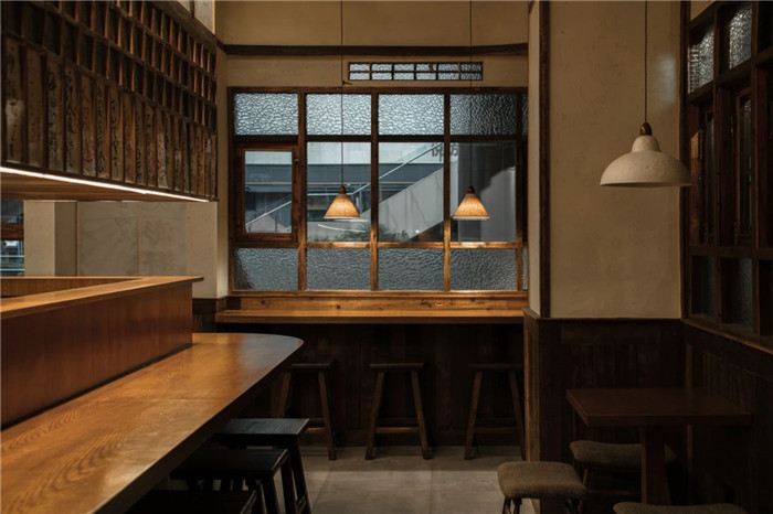 專業日料設計裝修公司推薦鄭州版深夜食堂裝修設計方案 專業日料設計裝修公司推薦鄭州版深夜食堂裝修設計方案