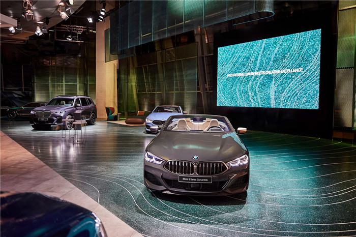 炫酷的寶馬7系汽車展廳裝修設(shè)計(jì)實(shí)景圖 炫酷的寶馬7系汽車展廳裝修設(shè)計(jì)實(shí)景圖