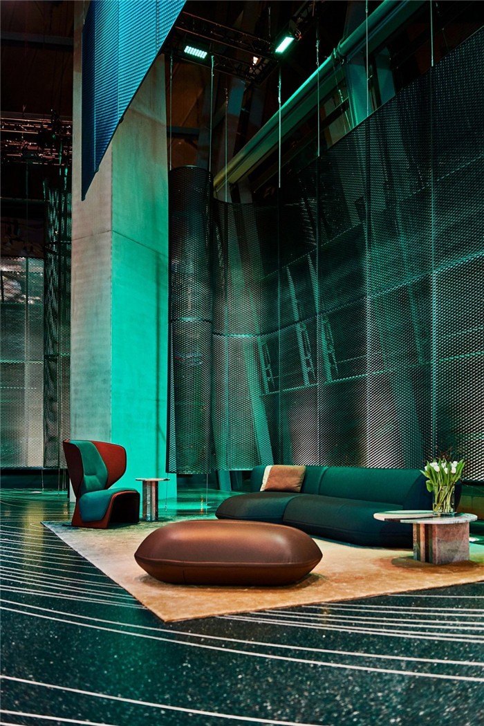 炫酷的寶馬7系汽車展廳裝修設(shè)計(jì)案例 炫酷的寶馬7系汽車展廳裝修設(shè)計(jì)案例