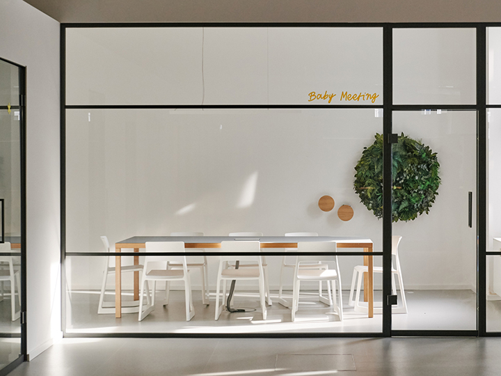 極簡LOFT風年輕的軟件初創(chuàng)公司辦公室裝修設(shè)計圖 極簡LOFT風年輕的軟件初創(chuàng)公司辦公室裝修設(shè)計圖