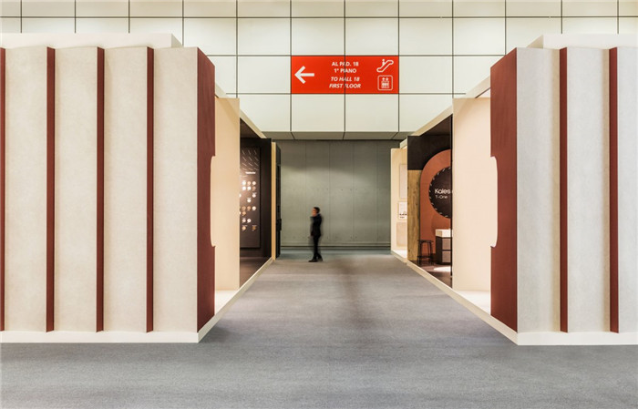 幾何創意  國外700平創意陶瓷展廳裝修設計方案 幾何創意  國外700平創意陶瓷展廳裝修設計方案