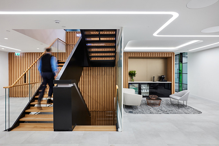 1500平優雅高級灰會計事務所辦公室樓梯裝修實景圖 1500平優雅高級灰會計事務所辦公室樓梯裝修實景圖