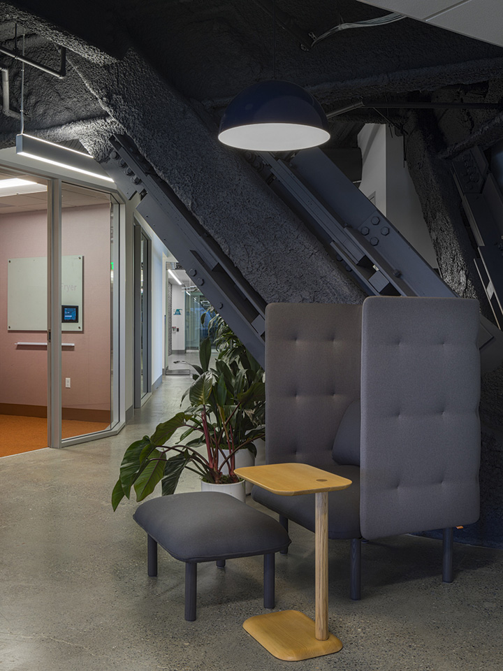 1200平時尚多彩醫療科技公司辦公室裝修設計案例 1200平時尚多彩醫療科技公司辦公室裝修設計案例