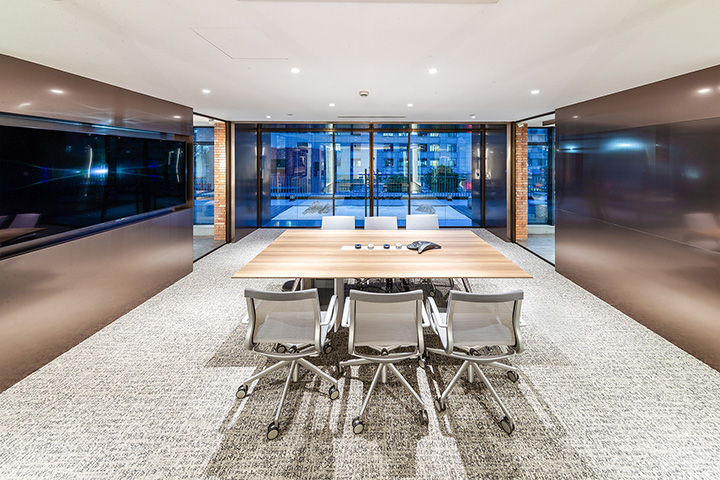 老廠房變身新展廳  Logic上海家具展廳裝修設計方案 老廠房變身新展廳  Logic上海家具展廳裝修設計方案