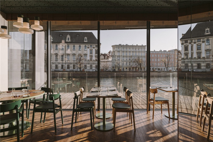 鄭州餐廳裝修專(zhuān)家分享精致工業(yè)風(fēng)融合西餐廳用餐區(qū)設(shè)計(jì)方案 鄭州餐廳裝修專(zhuān)家分享精致工業(yè)風(fēng)融合西餐廳用餐區(qū)設(shè)計(jì)方案